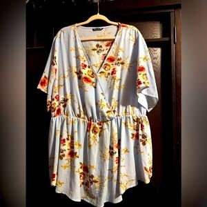 Bloomchic baby blue floral top Worn once size 26
